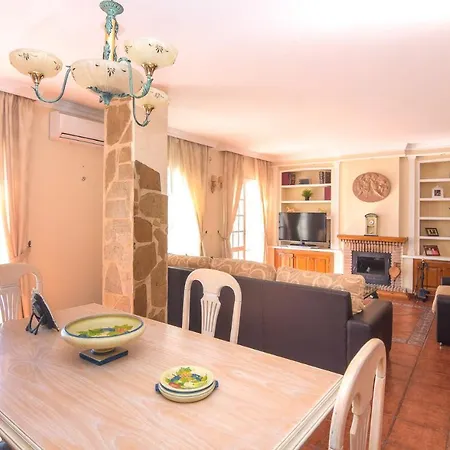 Casa Con Bonitas Vistas En Cerca De Burriana * Nerja